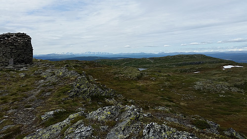 På Prestkampen, utsikt mot Rondane og Alvdal Vestfjell
