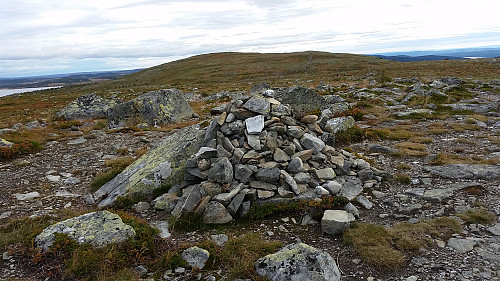 På Slåseterfjellet, utsikt mot Nevelfjellet