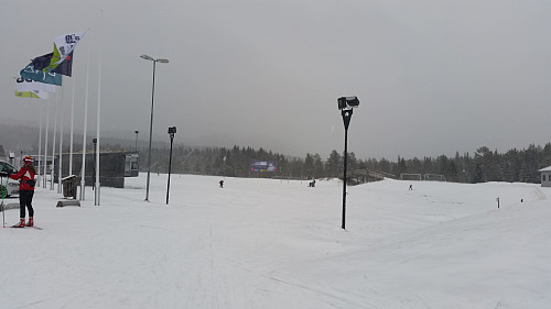 På stadion, grått og surt i dag