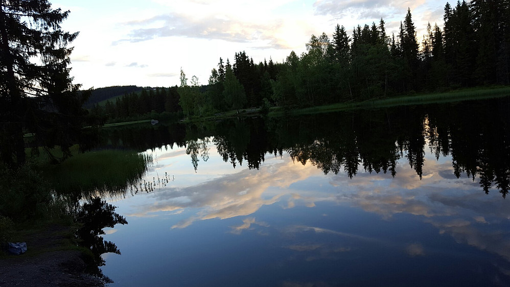 Stemningsfullt ved Krokbua i kveld