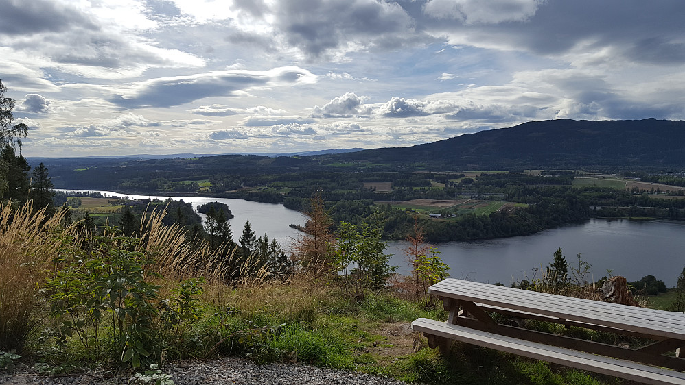 Minnesund sett fra Nabbehuken