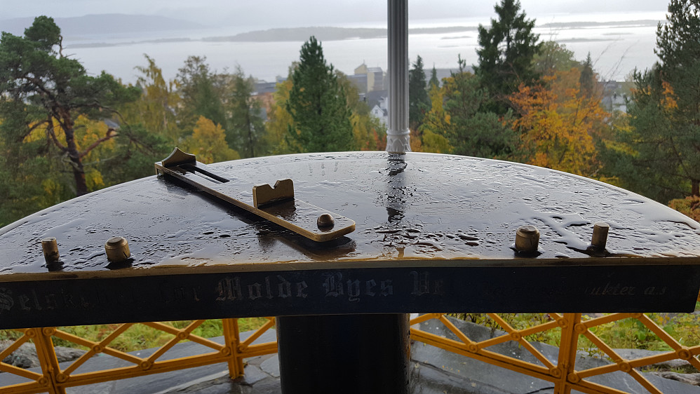 Sikteskiva på Rekneshaugen
