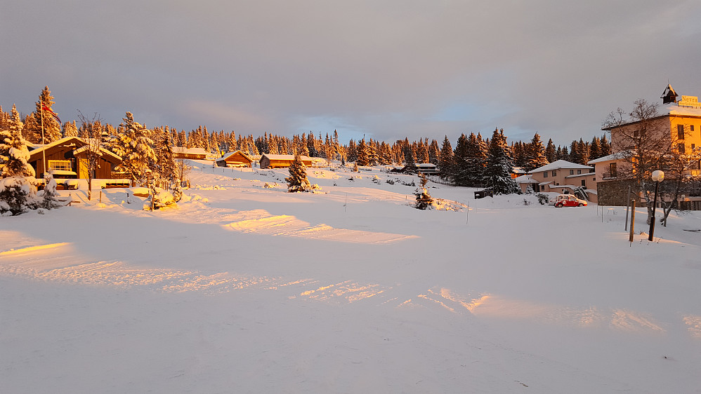 Nede igjen på Nordseter, mot Nevra