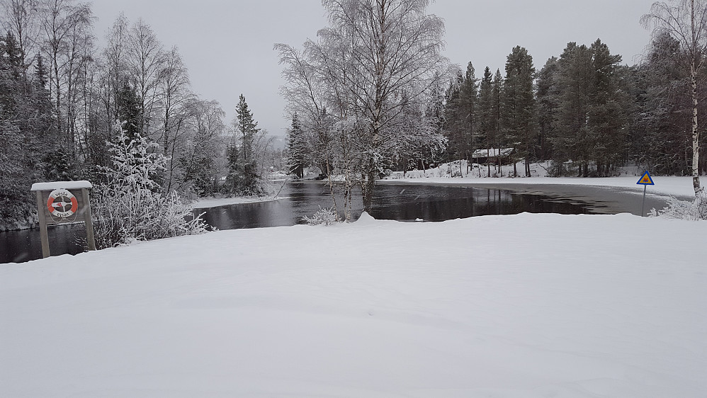 På Kroken mot Krokbua