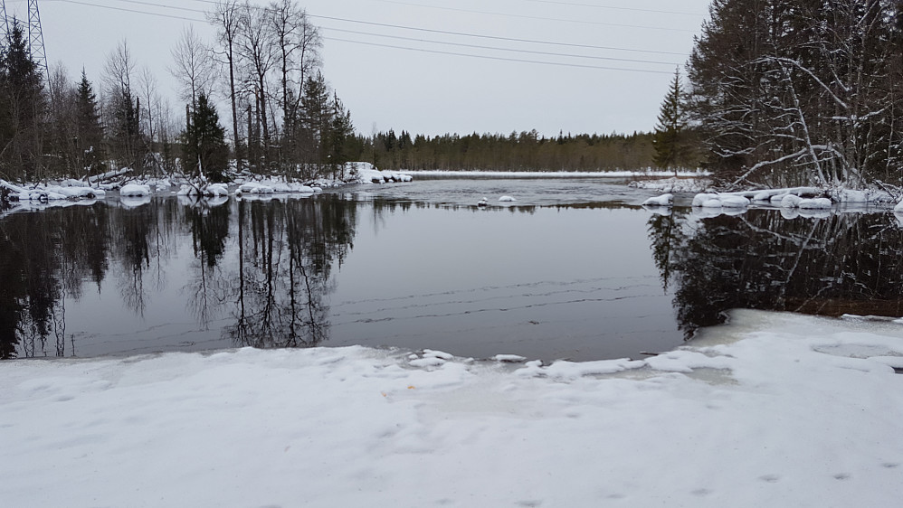 Ved Mesnaelva, ved Birkebeinerløypa