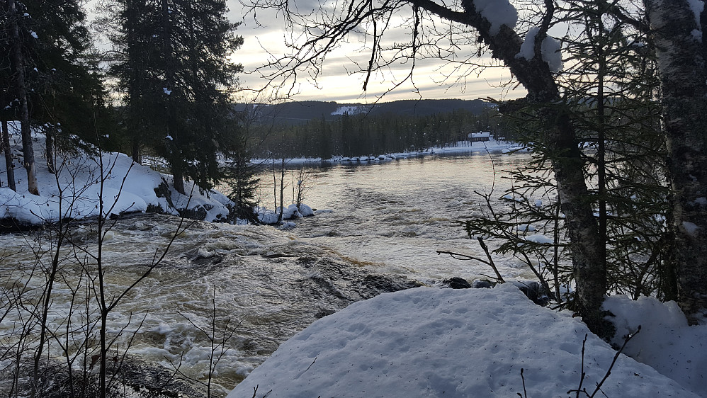 Mesnaelva, Øvstedalsfossen