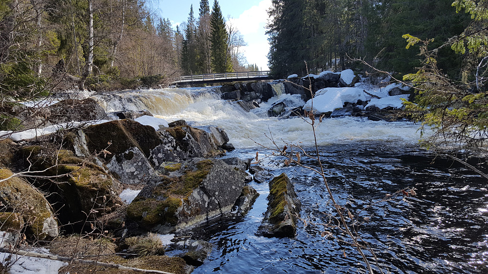 Mesnaelva, Øvstedalsfossen