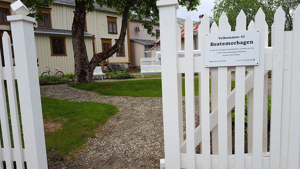 I Sjøgata