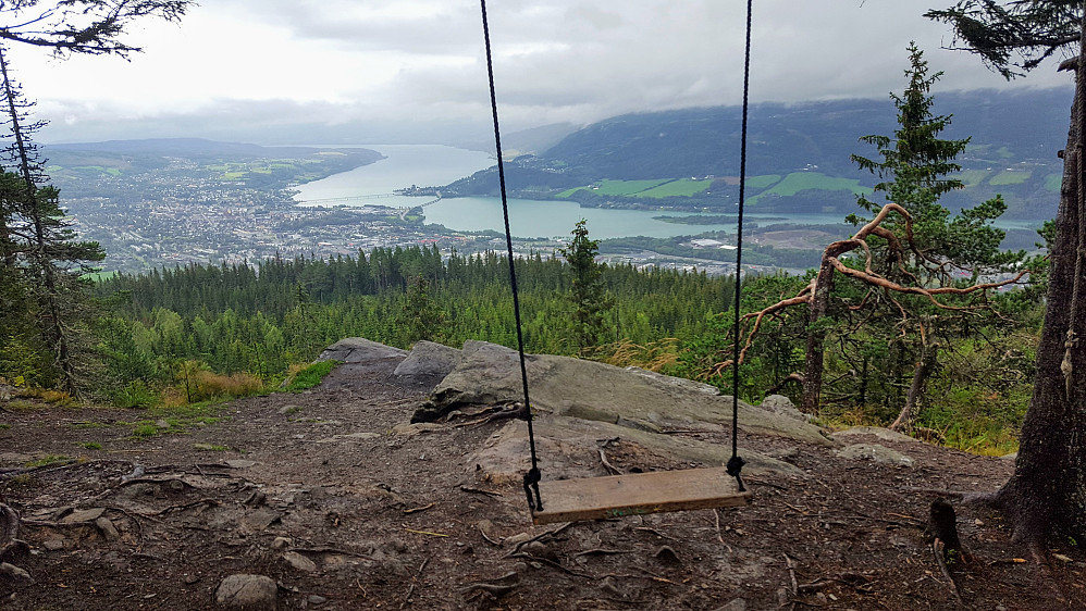 På utsiktspunktet, Balbergkampen