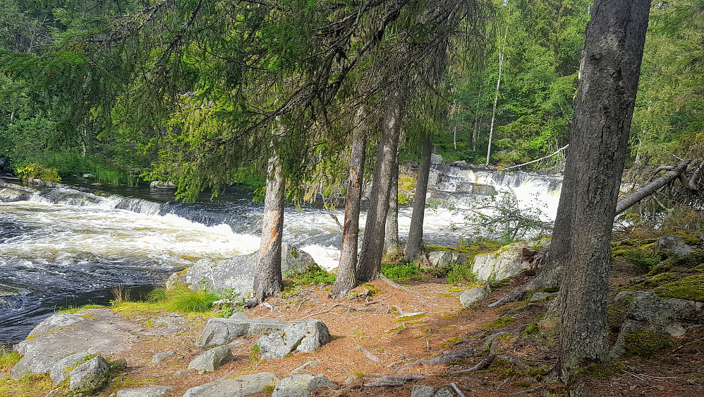 Øfstdalsfossen
