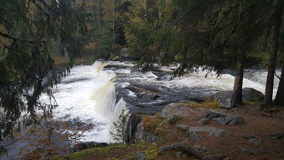 Øfstdalsfossen