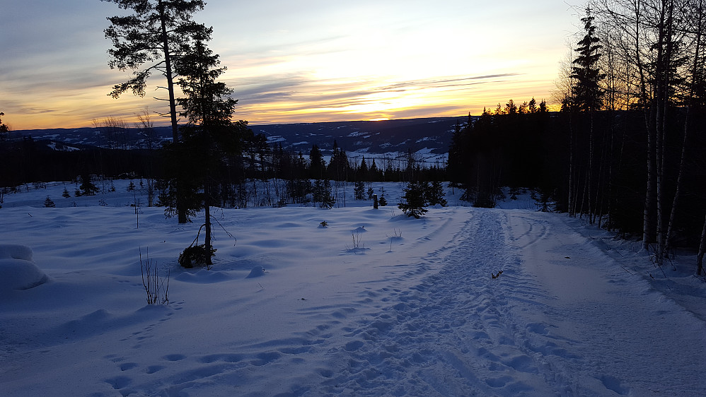 Oppover mot Kanthaugen