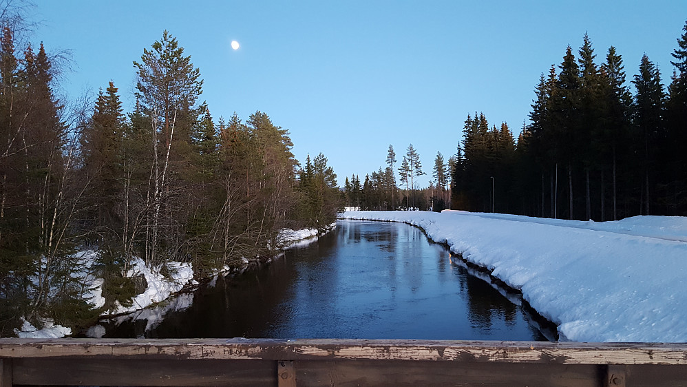 Mesnaelva ved Kanalen
