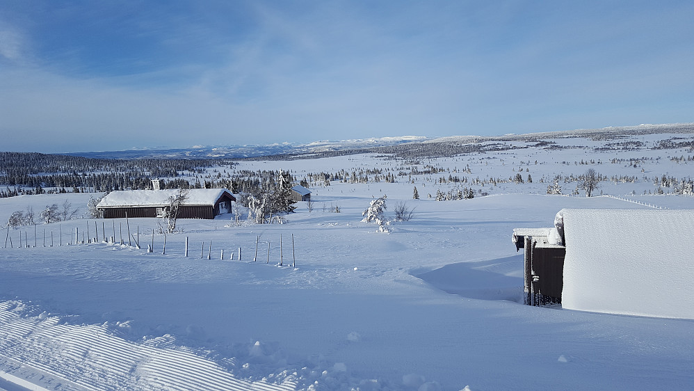 Ved Hita, ser mot Gausdalsfjell