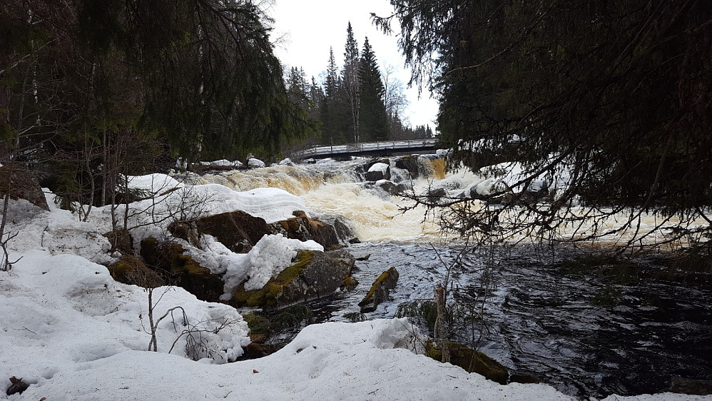 Øfstdalsfossen