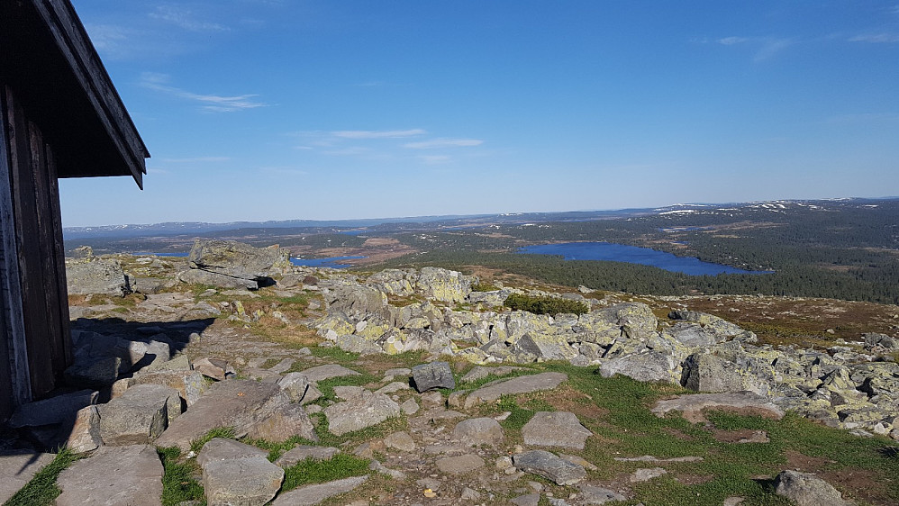 Ved hytta på Nevelfjell