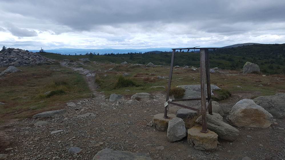 På Sjusjøfjellet øst
