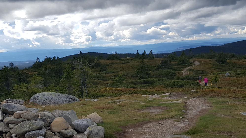 ser mot Vestfjellet på vei ned