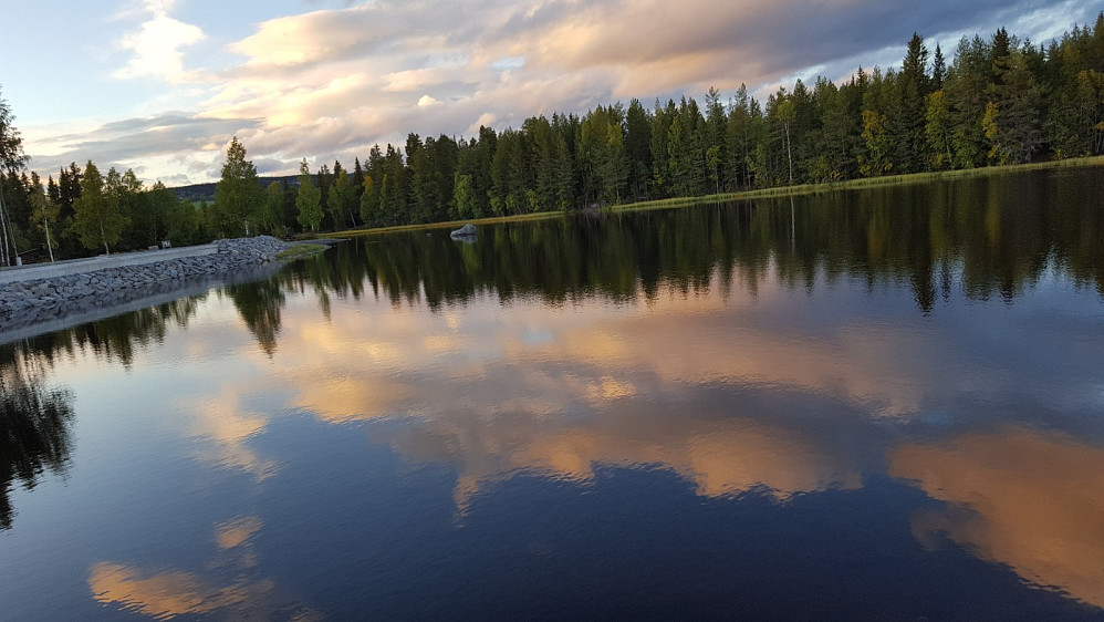 Kveldsstemning ved Krokflø