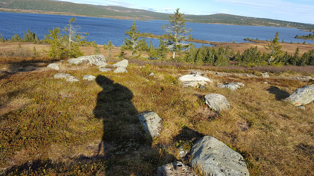 Over Reinsvatnet mot Kriksfjell