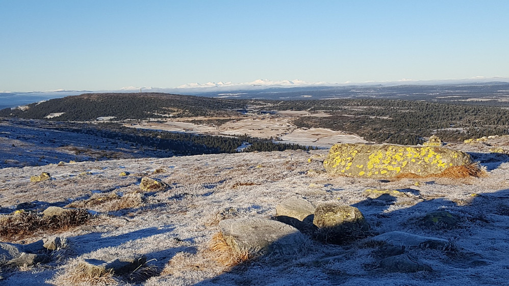 På Nevelfjell, så klart og fint i dag