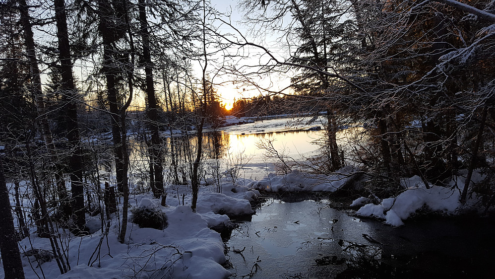 Mesnaelva ved Birkebeinerløypa