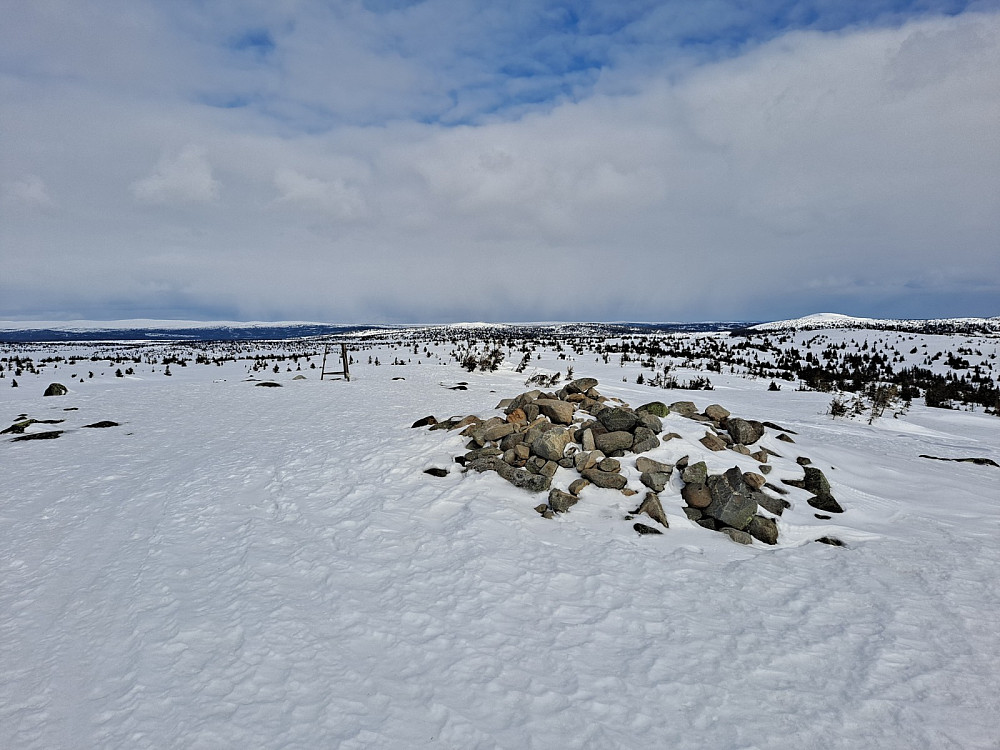 På Sjusjøfjellet øst