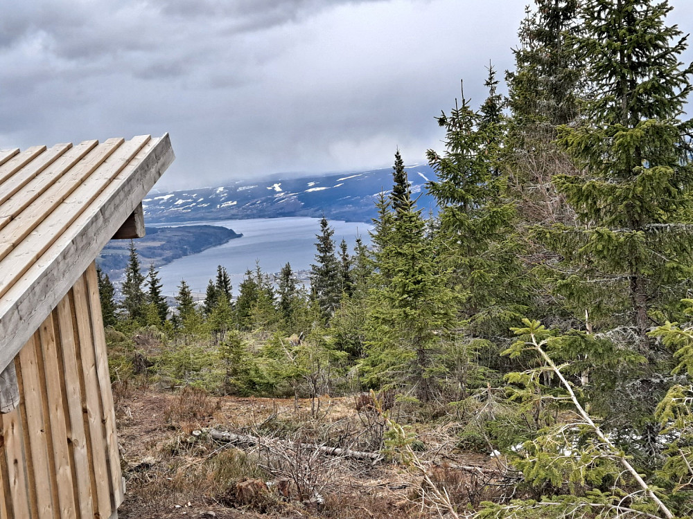 Ved gapahuken på Balbergkampen