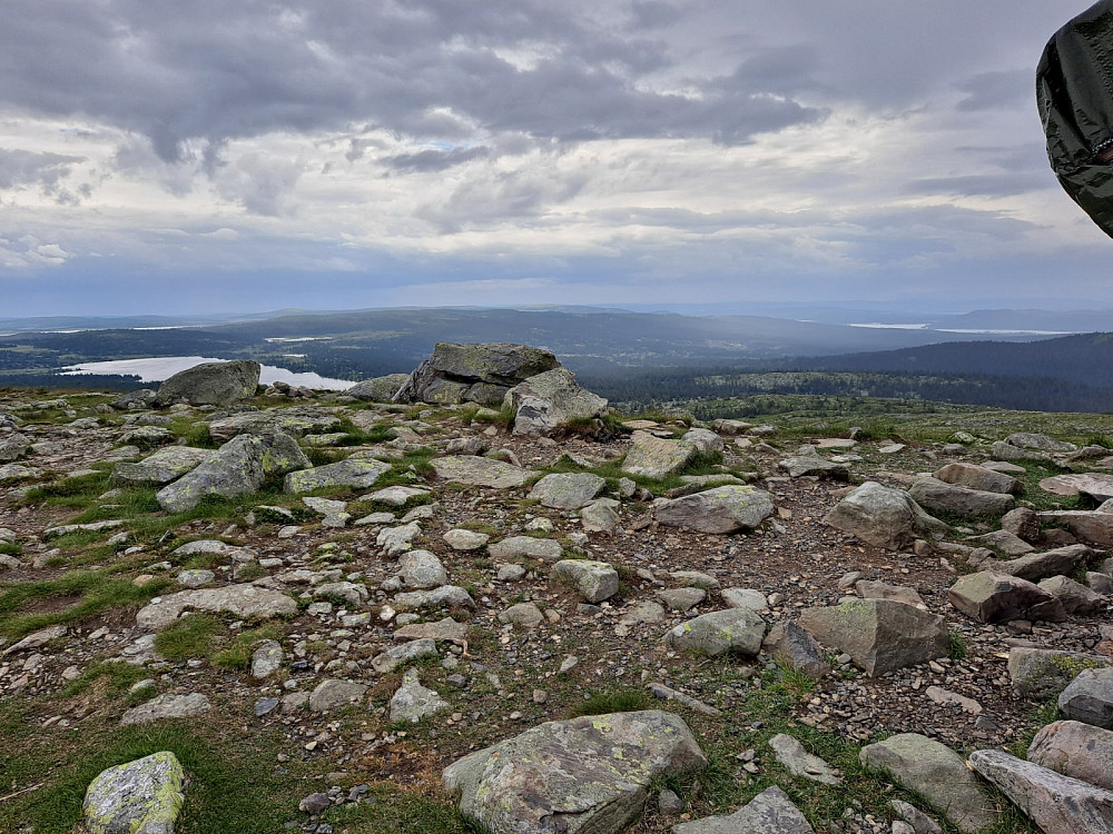 ved hytta på Nevelfjell