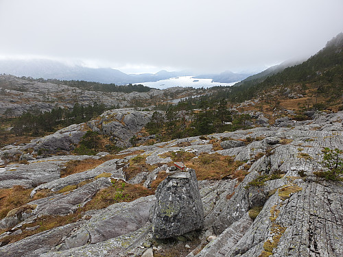 På veg mellom Knapstadstøylen og Eikefjordstølen