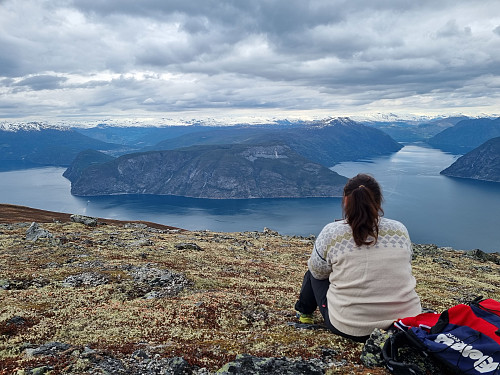 Ein liten kvil med mykje fjordutsikt
