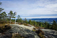 Fjellskard med utsikt retning Skoger og Drammen
