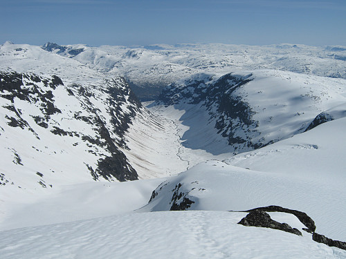 Fra Austre Ringstind mot Stølsmaradalen