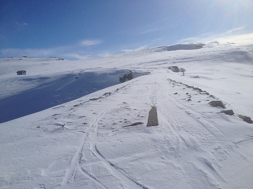 På demningen ved Dyrskarvatnet