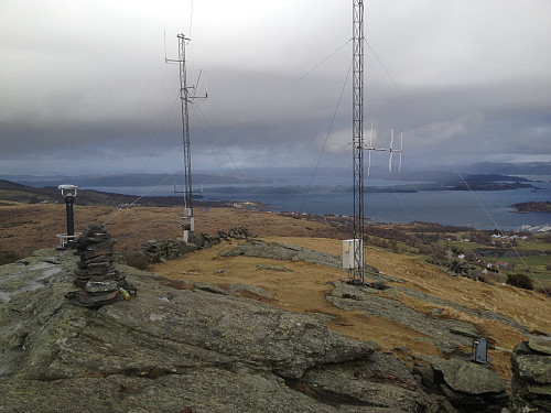 På Rennesøyhodnet, høgast i Rennesøy
