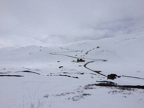 Mot Krossbu i stadig våtere snø