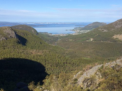 Frå Kjellsfjellet mot Kjellbrekk, Dalavegen og Jørpeland