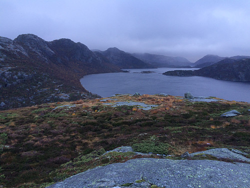 Frå Haråsen mot Svortingsvatnet, Revafjellet og Naganibba