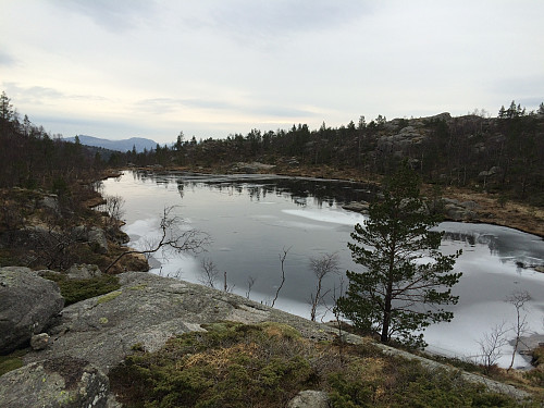 Ved Raudetjødna sør for Lomafjellet