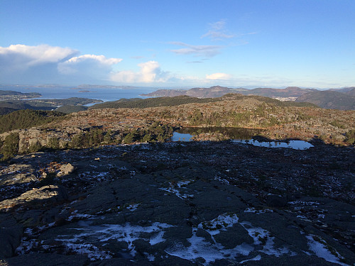 Frå Viddasfjellet nord mot bl.a. Hesten med Jørpeland bakerst