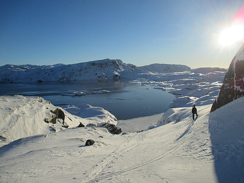 Mot Løkjelsvatnet med Bordfjellet dominerende bak