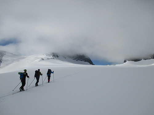 Over Styggebreen mot Piggen og Porten
