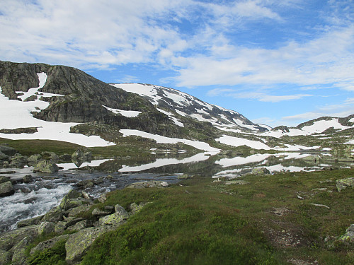 Lisledalen er en sann perle! Vassdalseggen sees bak