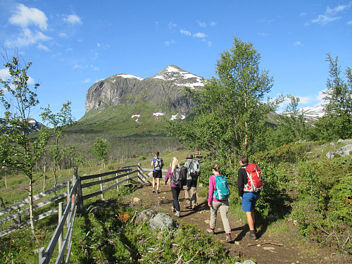 Start fra Gjendebu med utsikt mot Gjendetunga
