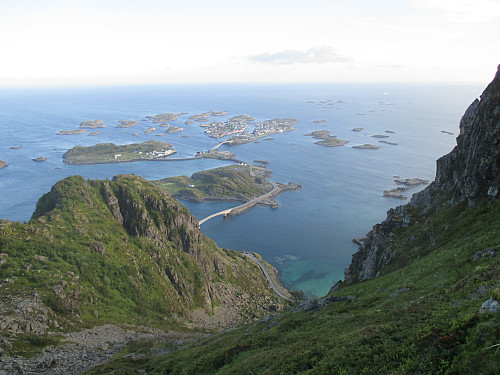 Mot Henningsvær og Festvågen