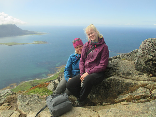På Hoven med Kvalnes i bakgrunnen