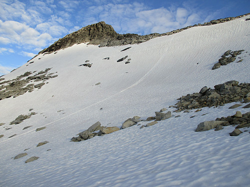 Nedgang via bratte snøfenner (og senere sleipe sva)