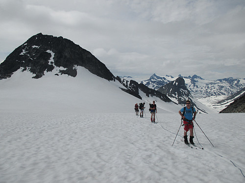Øverst på Visbreen mot Visbretind