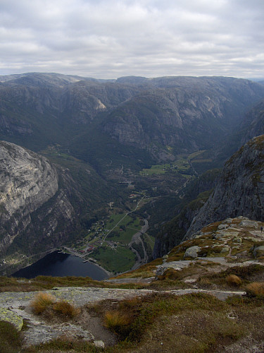 Mot Lysebotn