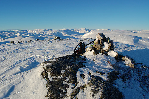 På Smørviknuten med utsikt vestover